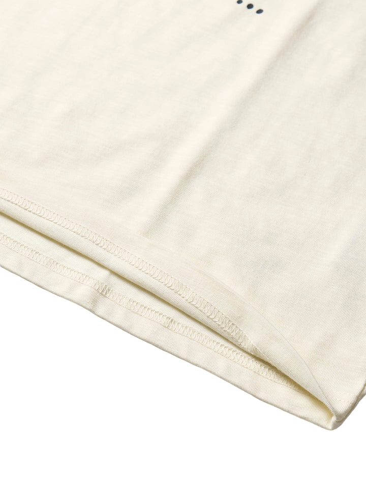 【NEW】Love is in the airTシャツ
