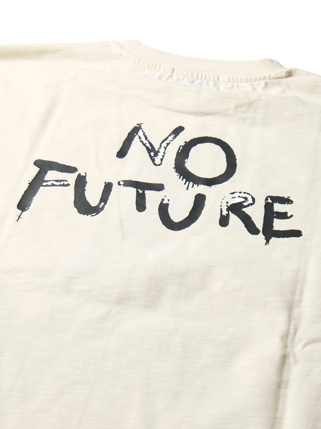 【NEW】Love is in the airTシャツ