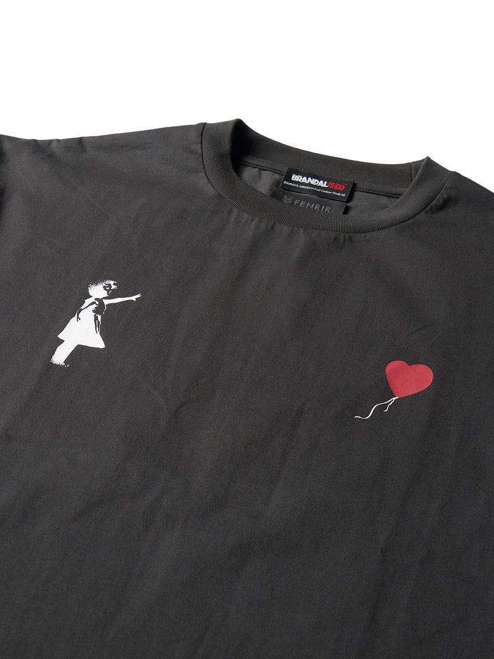 【NEW】Girl with balloonTシャツ