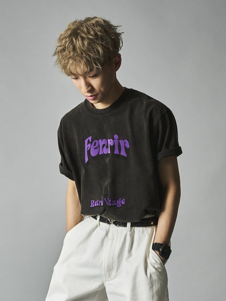 POPロゴプリントTシャツ