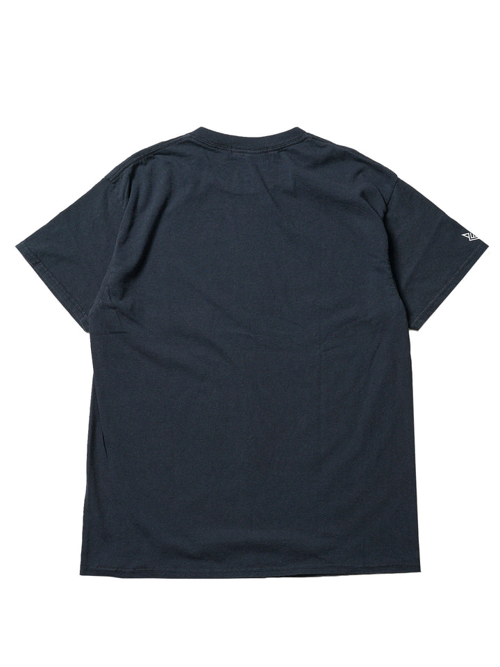 AC/DCコラボTシャツ