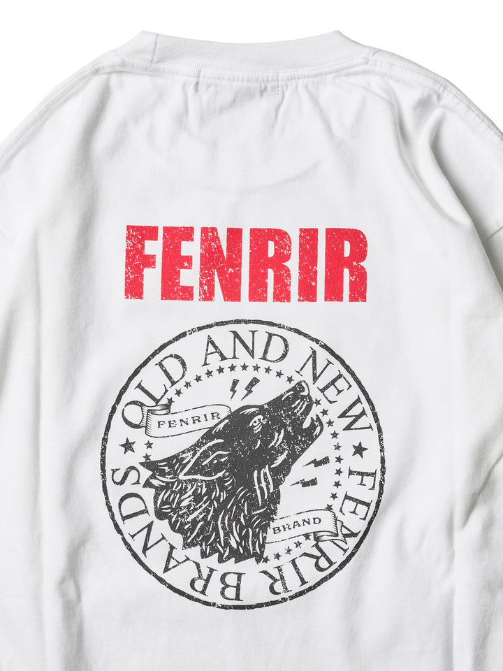 バックプリントロングTシャツ