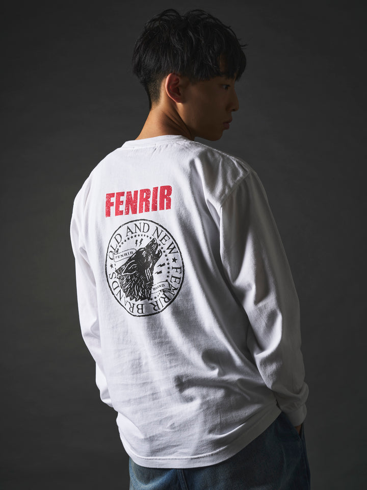バックプリントロングTシャツ